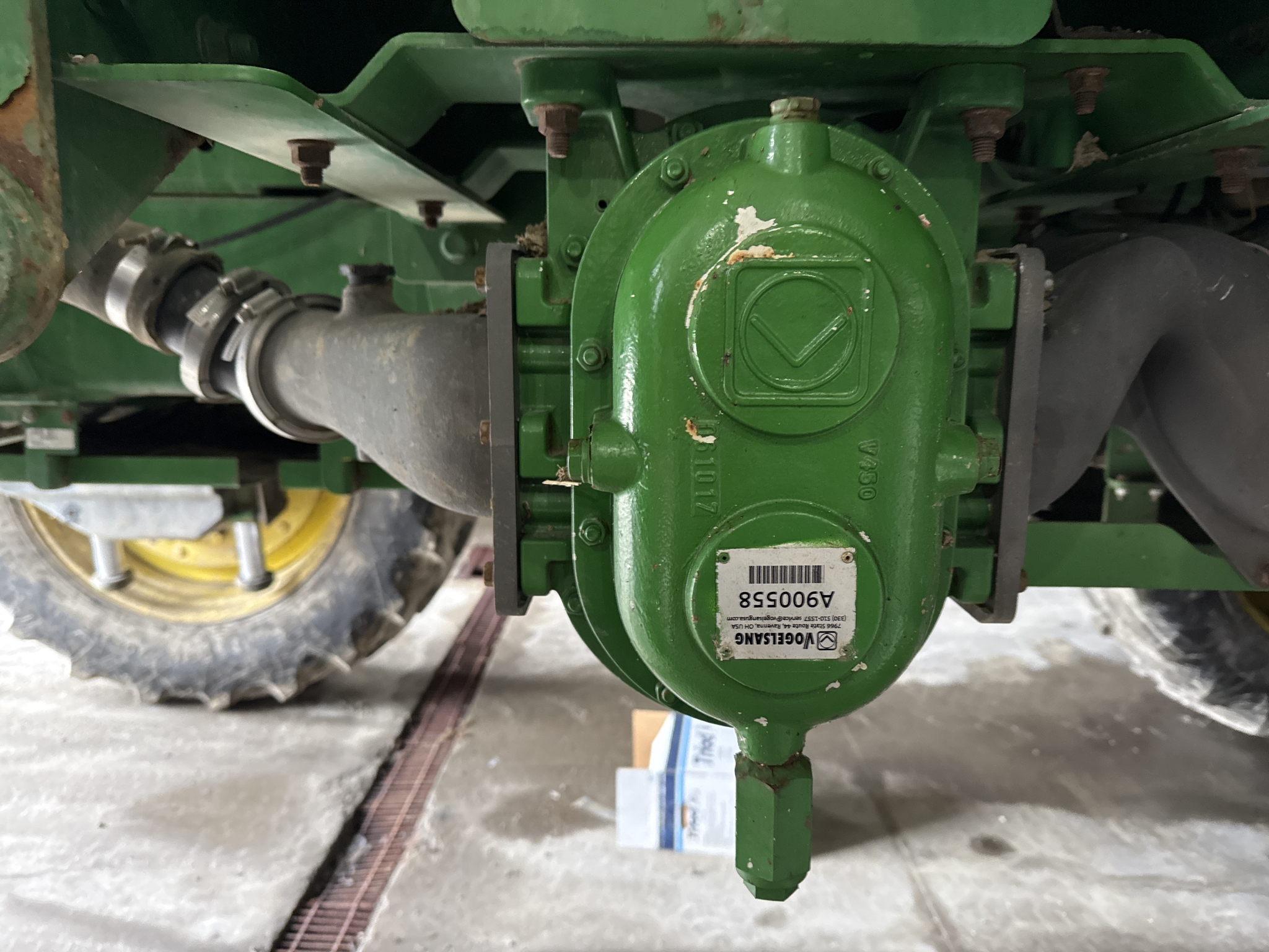 2013 John Deere 4940 Image 39