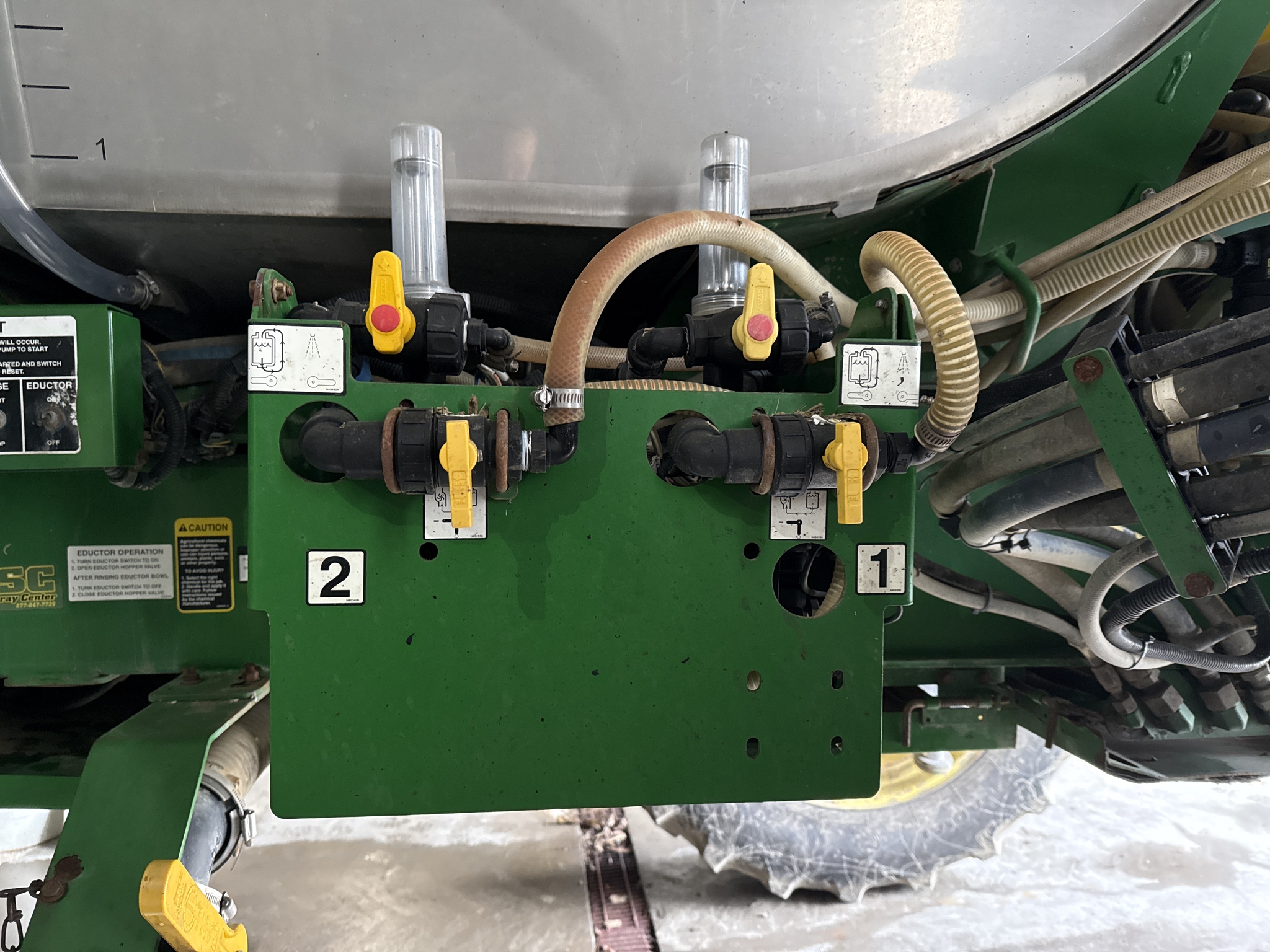 2013 John Deere 4940 Image 14