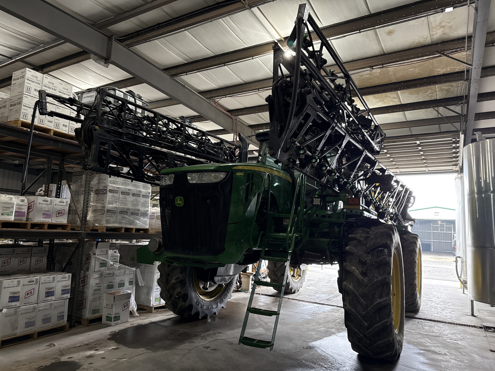 2013 John Deere 4940 Image 2