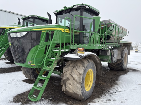 Photo of 2022 John Deere 800R