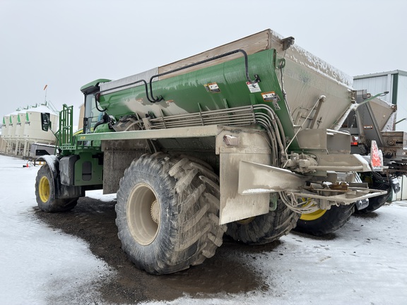 Photo of 2022 John Deere 800R