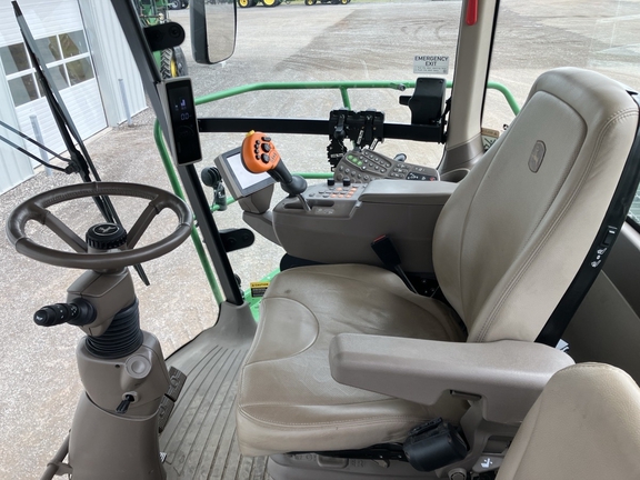 2022 John Deere 8400 thumbnail 7