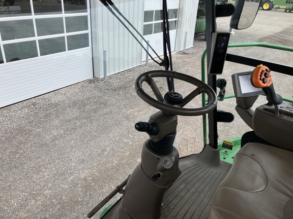 2022 John Deere 8400 thumbnail 8