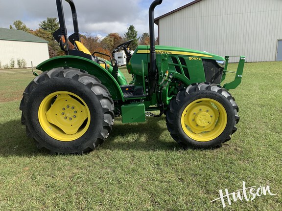 Photo of 2023 John Deere 5067E