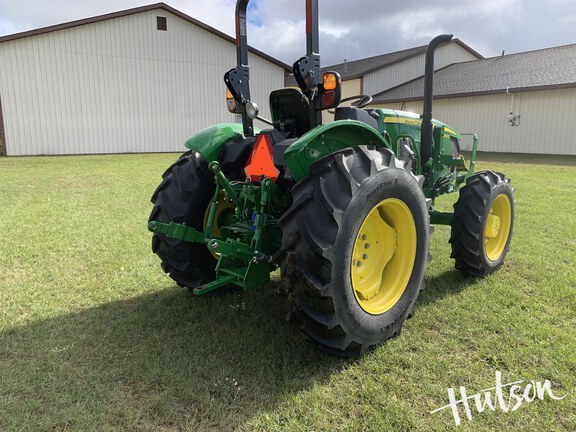 Photo of 2023 John Deere 5067E