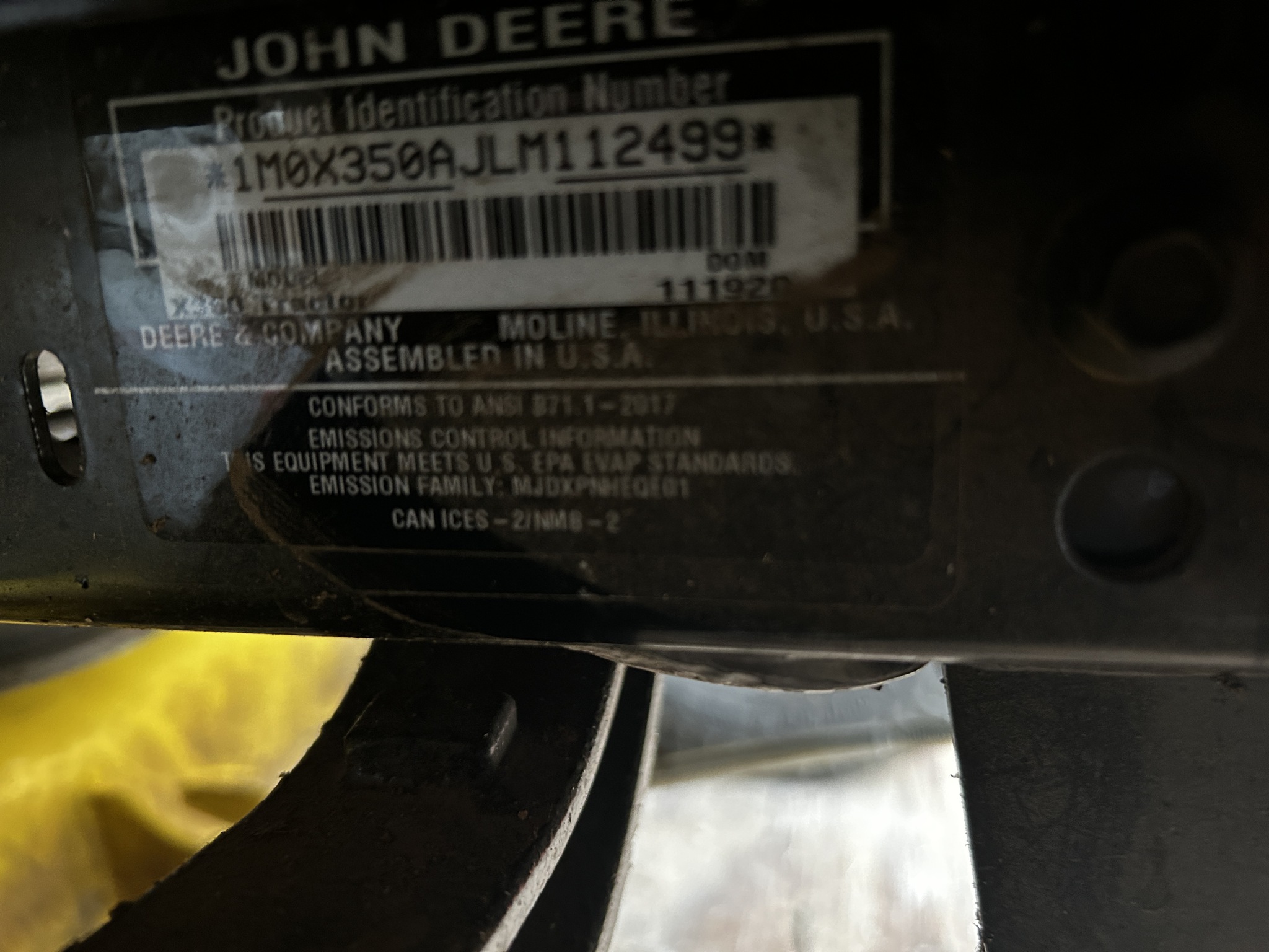 2021 John Deere X350 Image 8