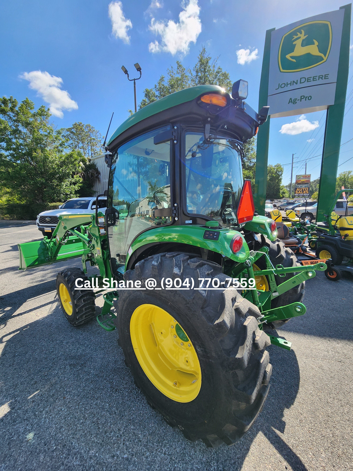2025 John Deere 4075R Image 2