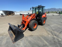 2022 Kubota R640