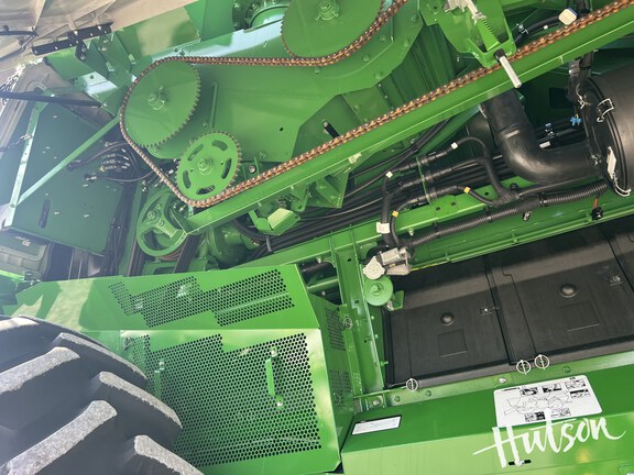 Photo of 2024 John Deere S770