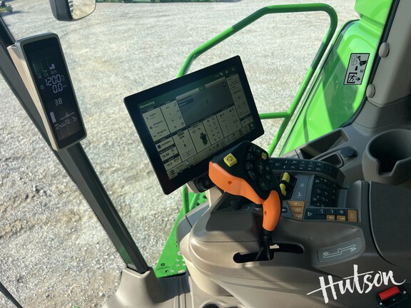 Photo of 2024 John Deere S770