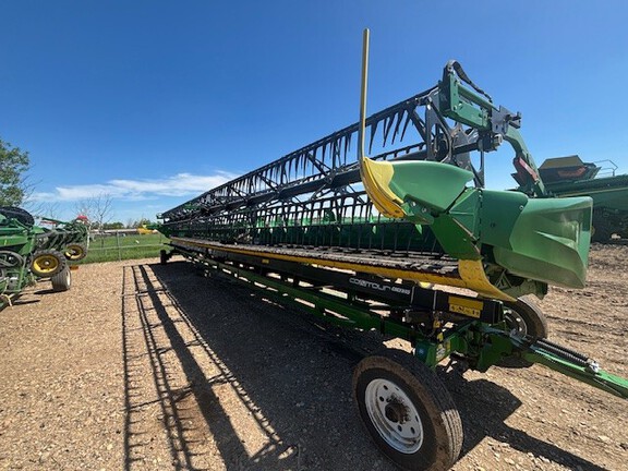 Used 2024 John Deere HD45R Combine Platforms at Horizon Ag & Turf in Warburg, AB - Photo2