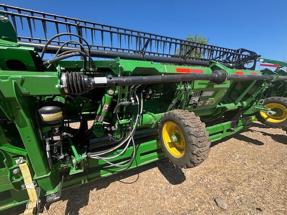 Used 2024 John Deere HD45R Combine Platforms at Horizon Ag & Turf in Warburg, AB - Photo9