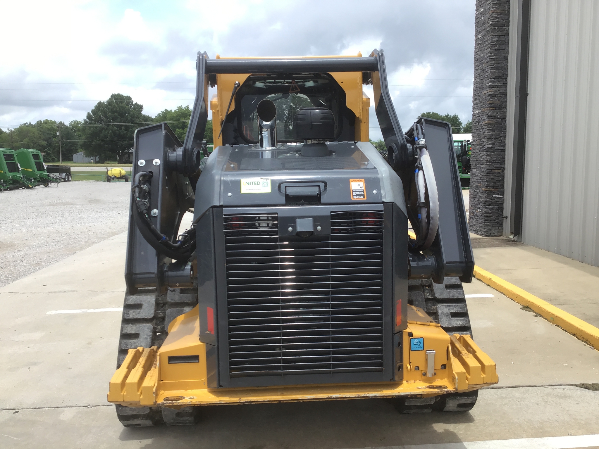 2023 John Deere 333G Image 17