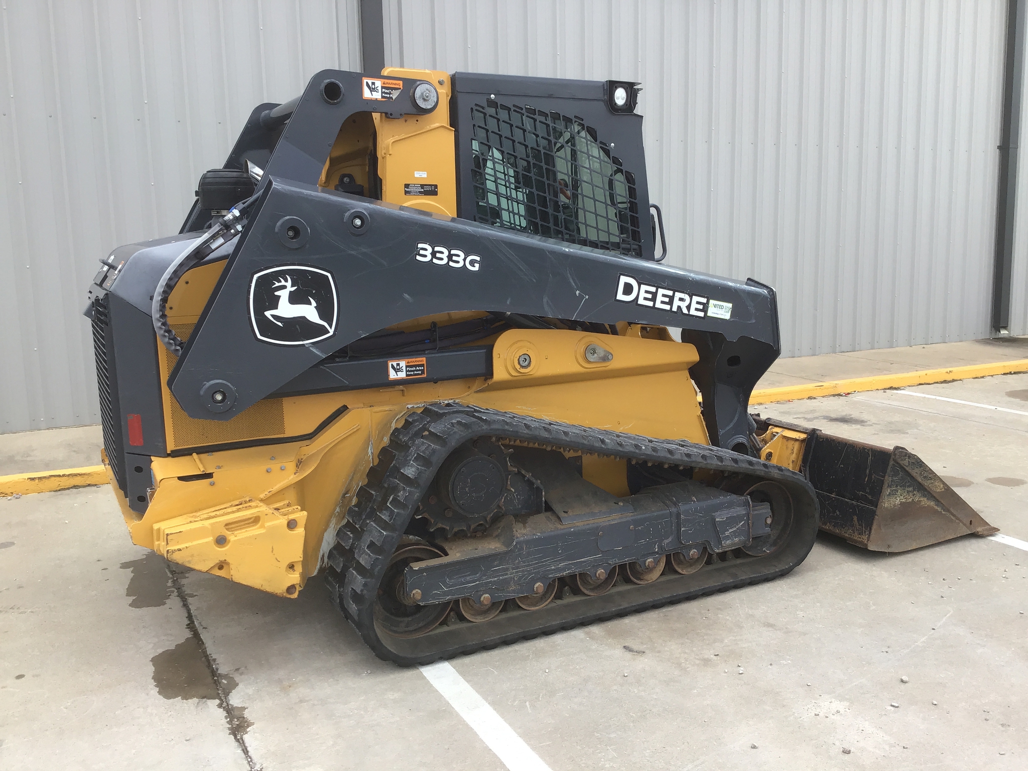 2023 John Deere 333G Image 8