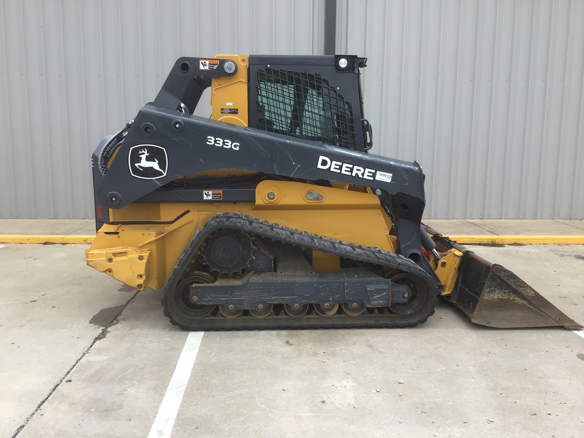 2023 John Deere 333G Image 6