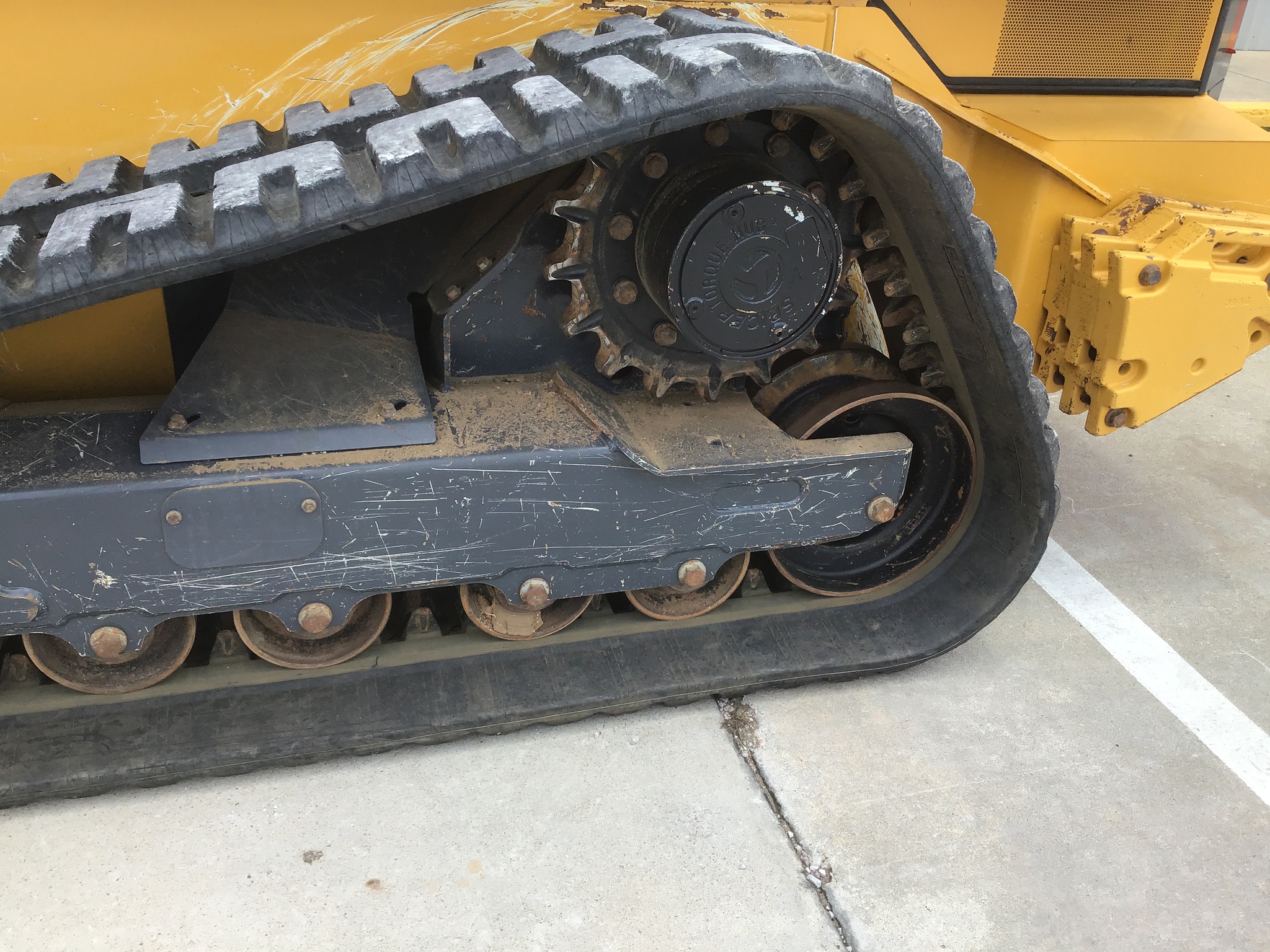 2023 John Deere 333G Image 25