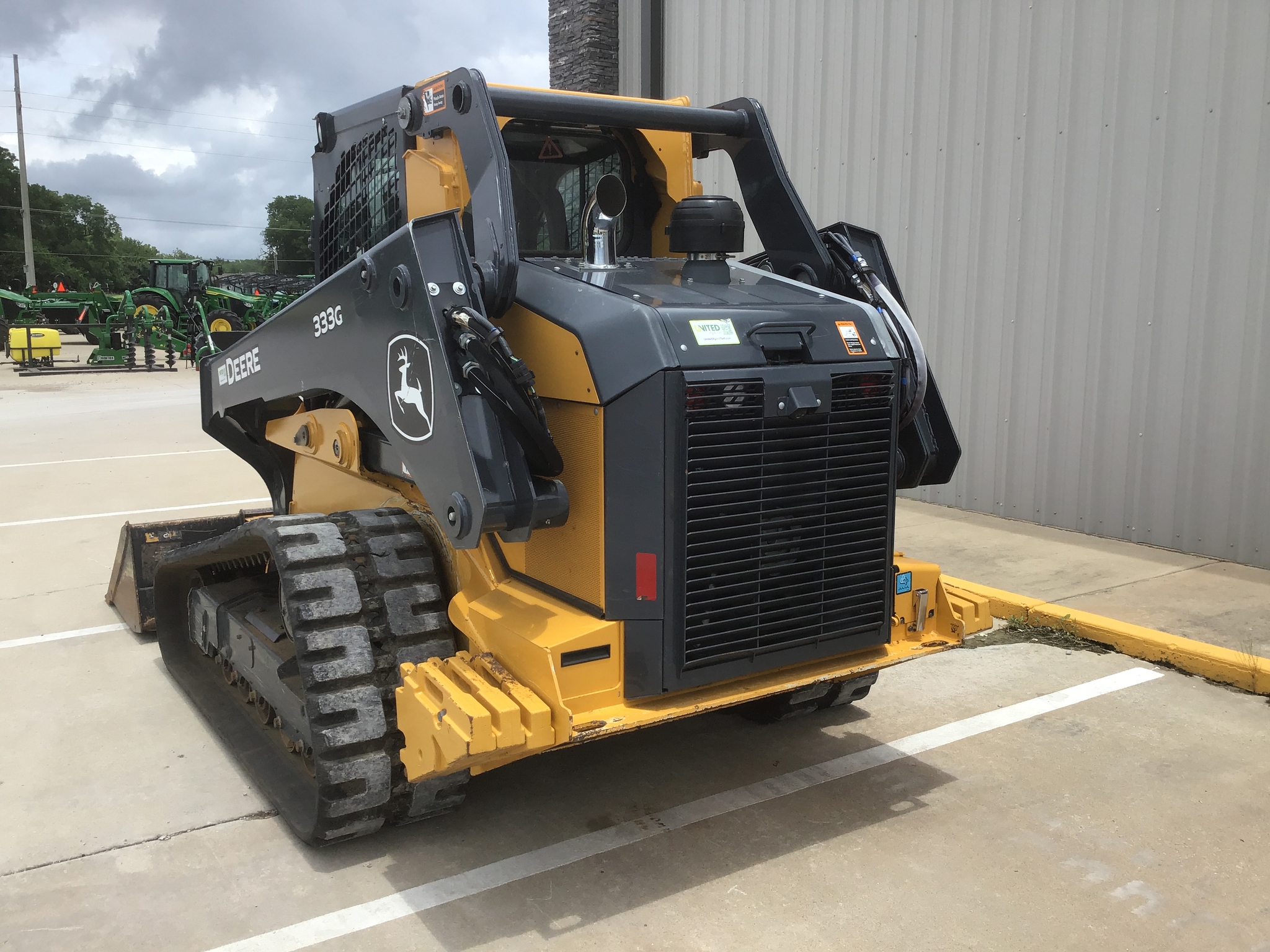 2023 John Deere 333G Image 16