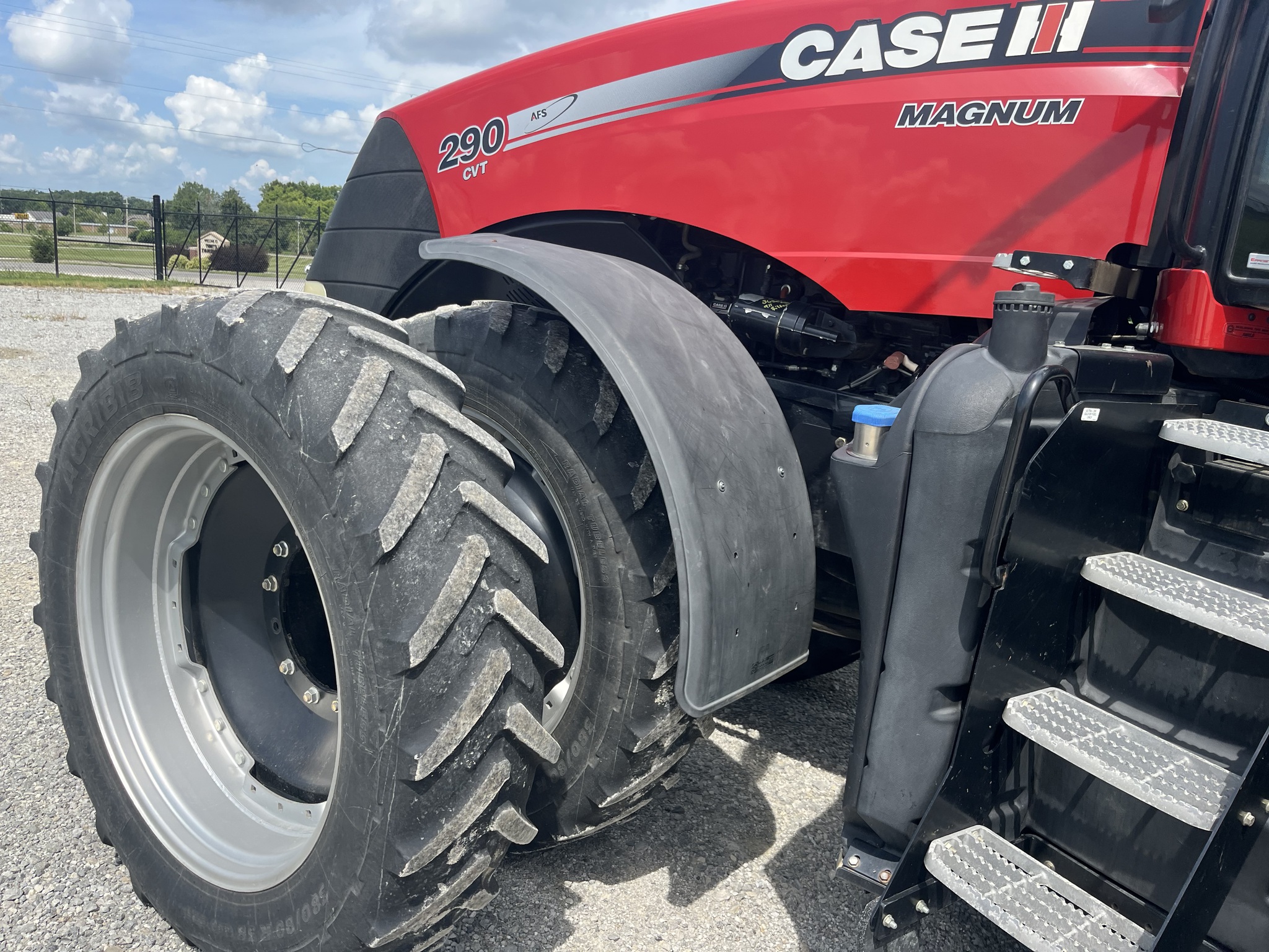 2011 Case IH Magnum 290 Image 7