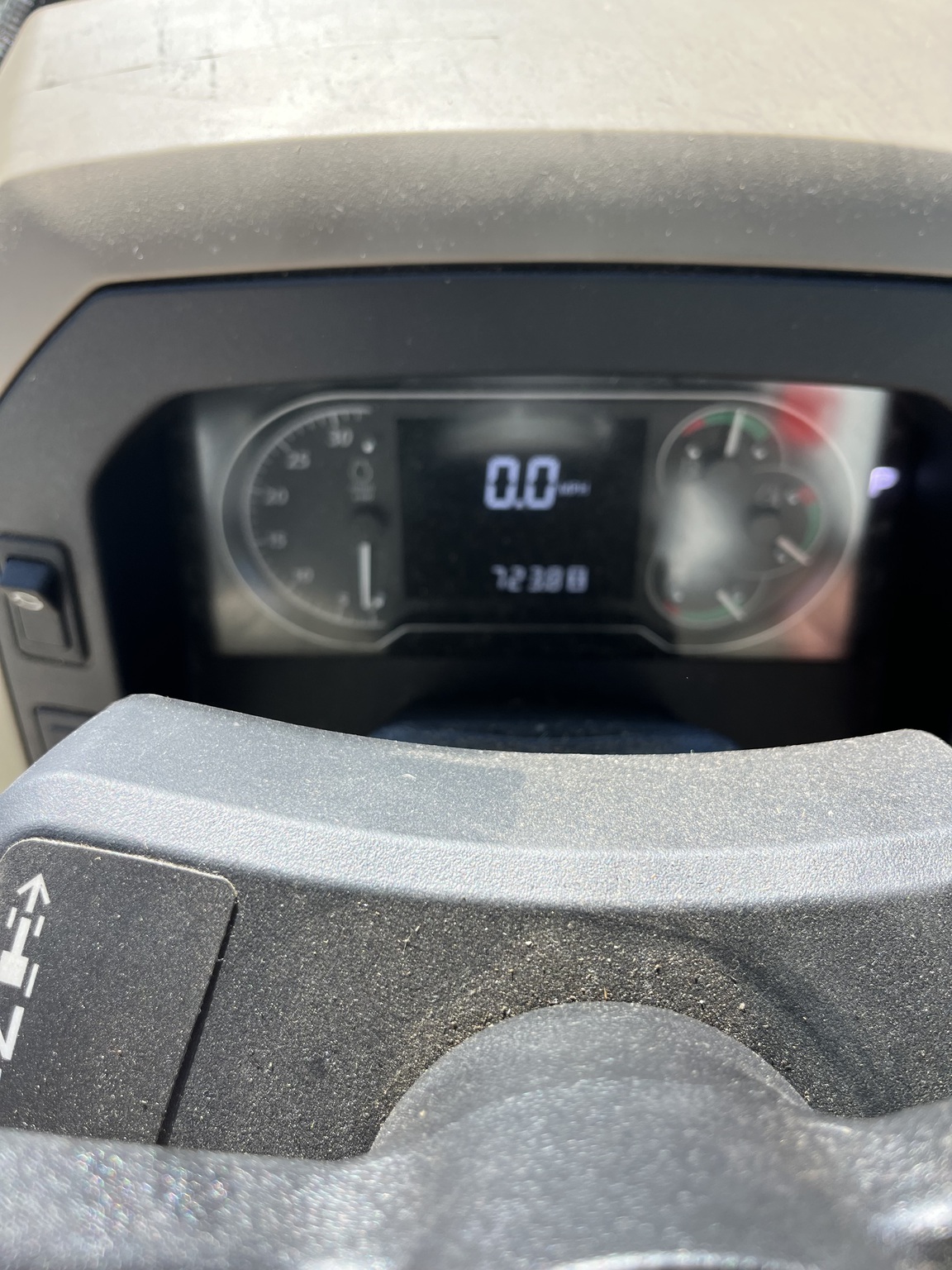 2023 John Deere 5100E Image 3