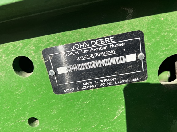 2025 John Deere 6R 215 - Photo36