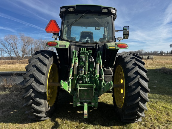 2025 John Deere 6R 215 - Photo4