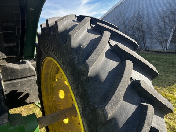 2025 John Deere 6R 215 - Photo15