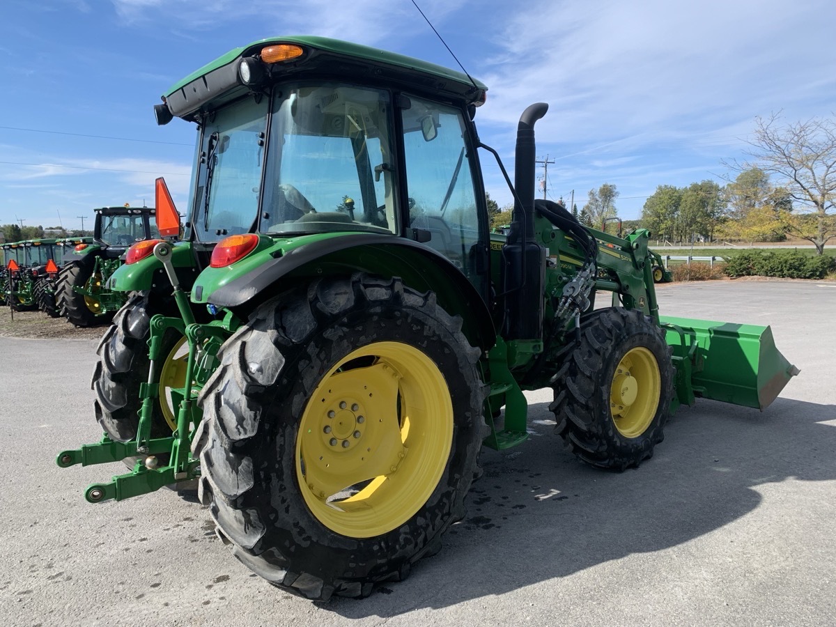 2019 John Deere 5090M Image 7
