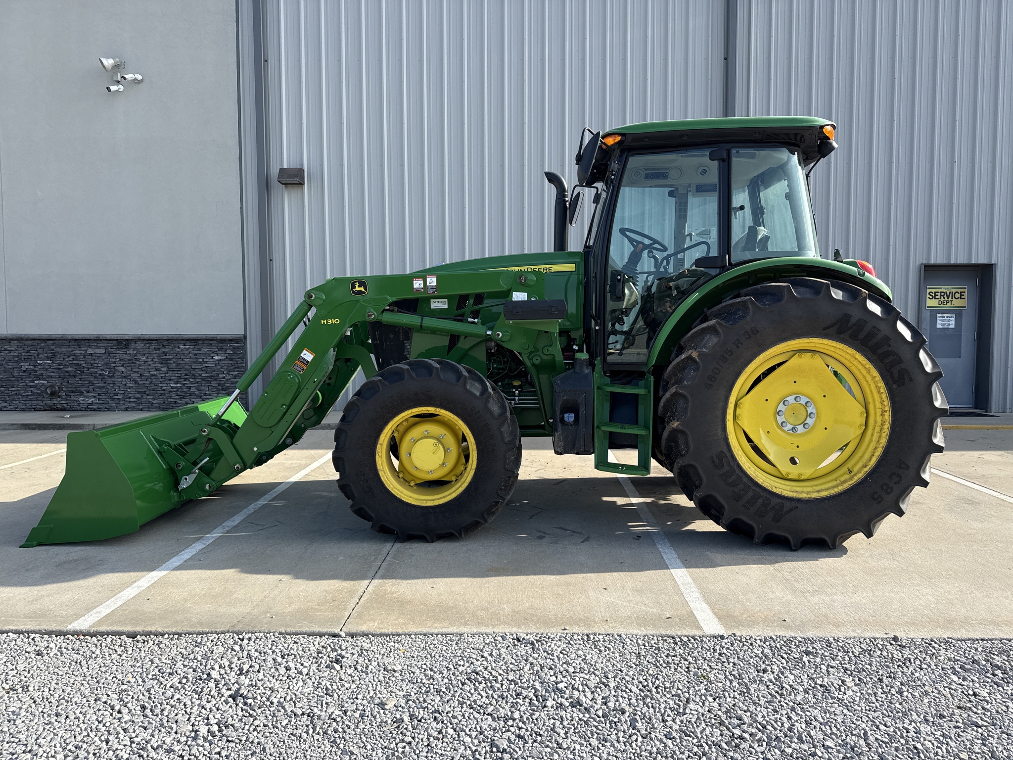 2024 John Deere 6120E Cab Image 1