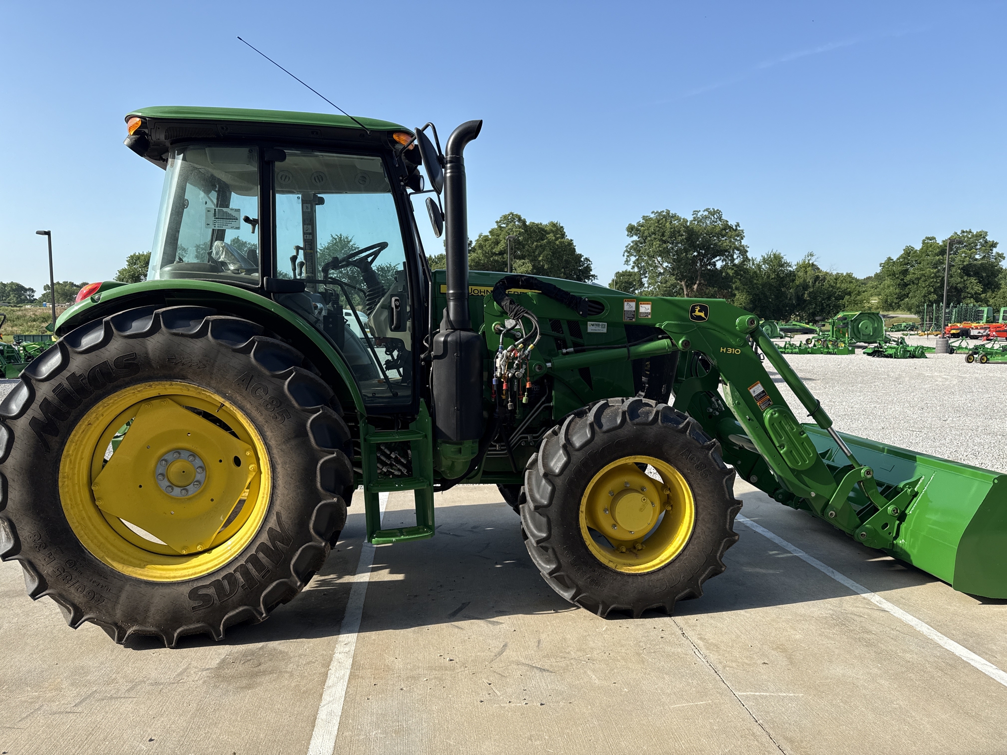 2024 John Deere 6120E Cab Image 11