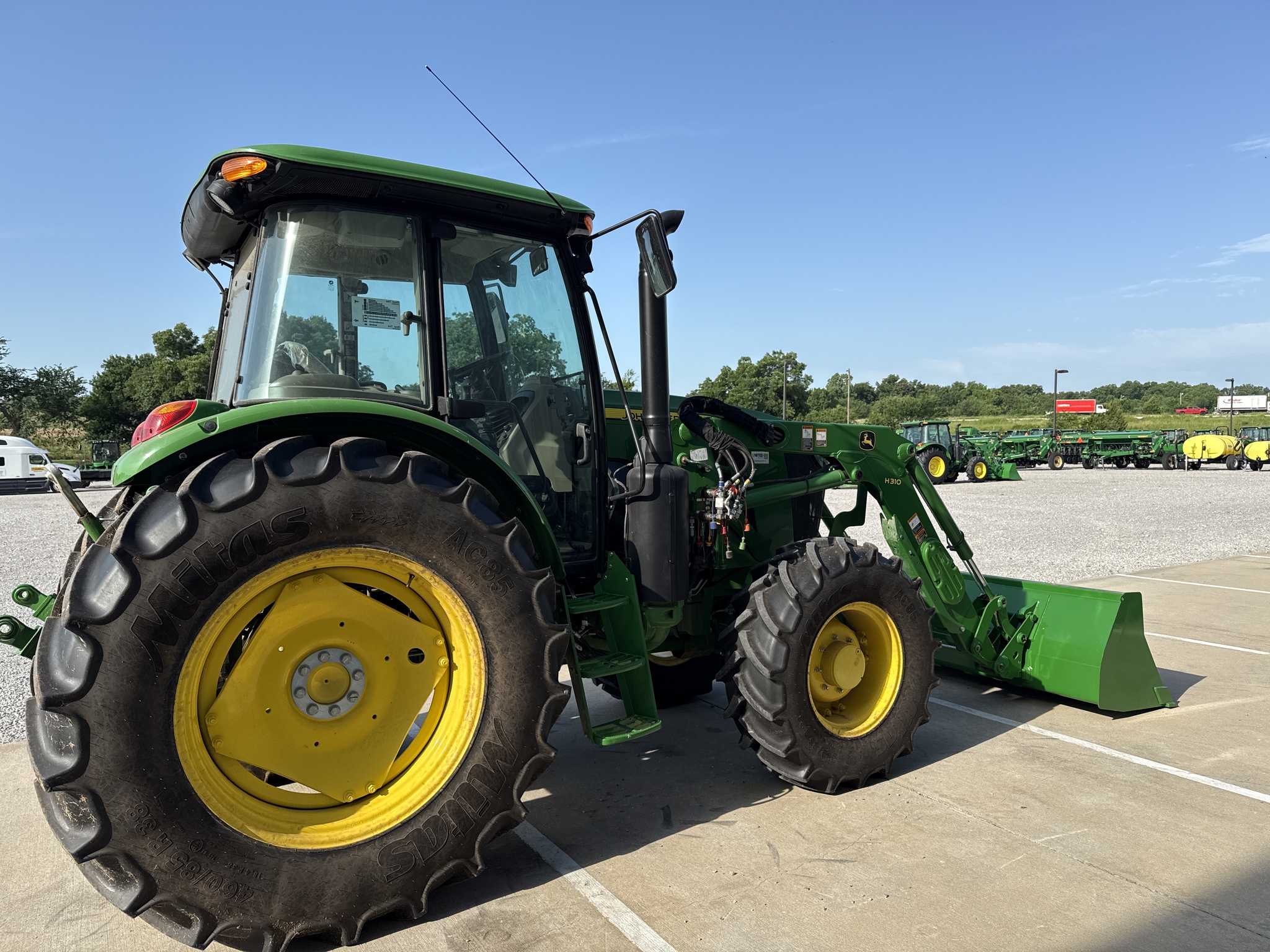 2024 John Deere 6120E Cab Image 13