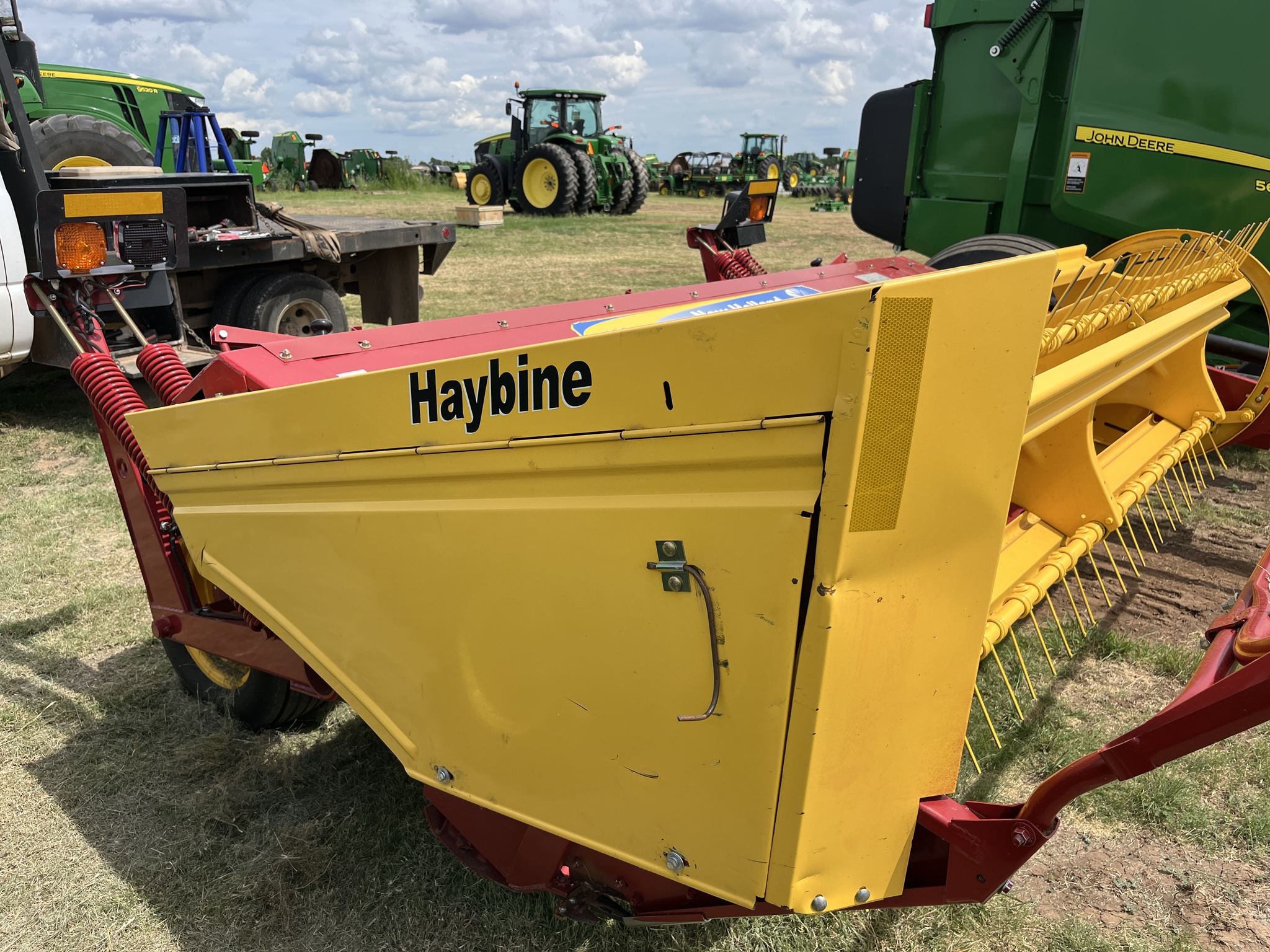 2019 New Holland 488 Image 6