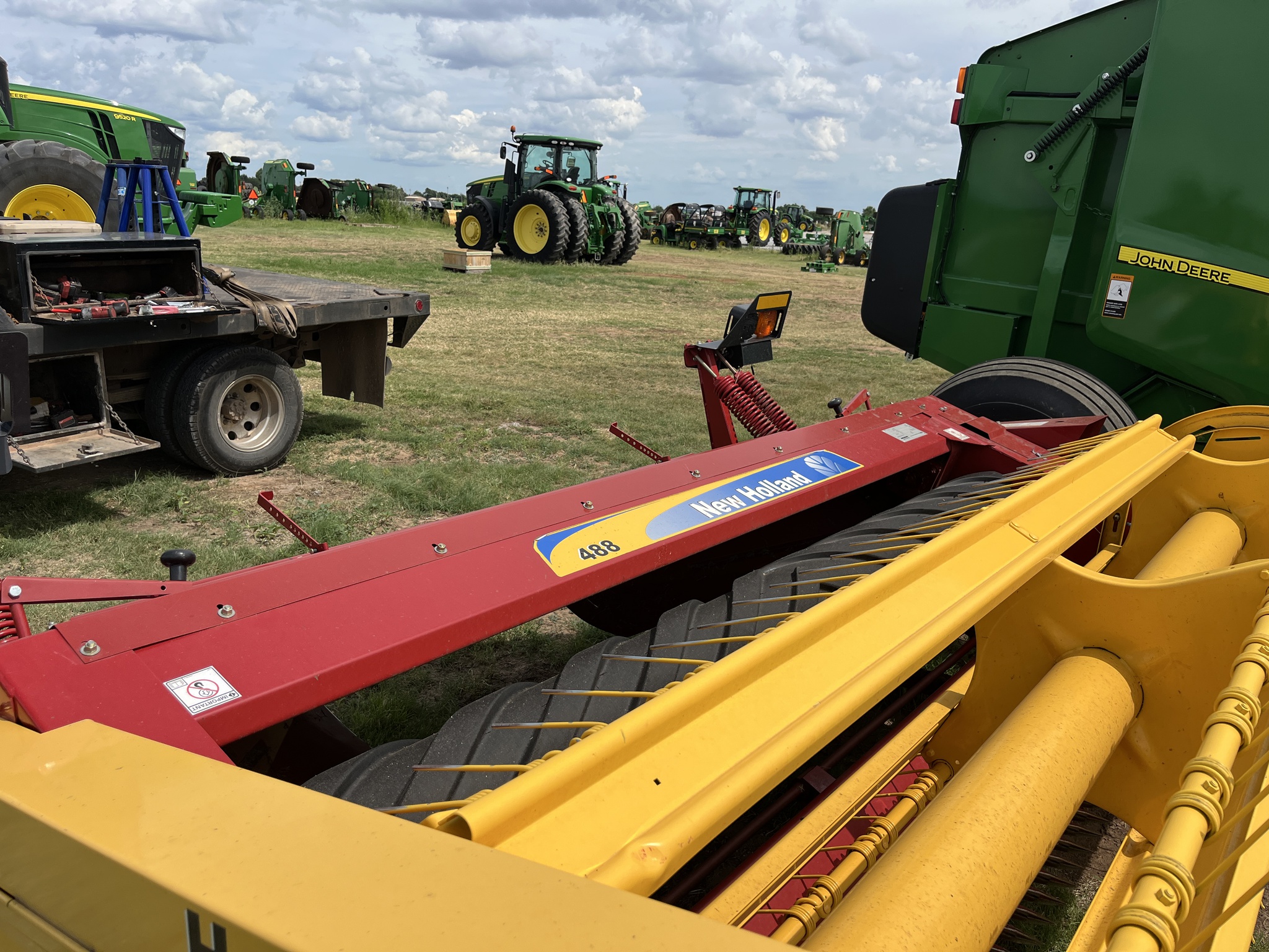 2019 New Holland 488 Image 7