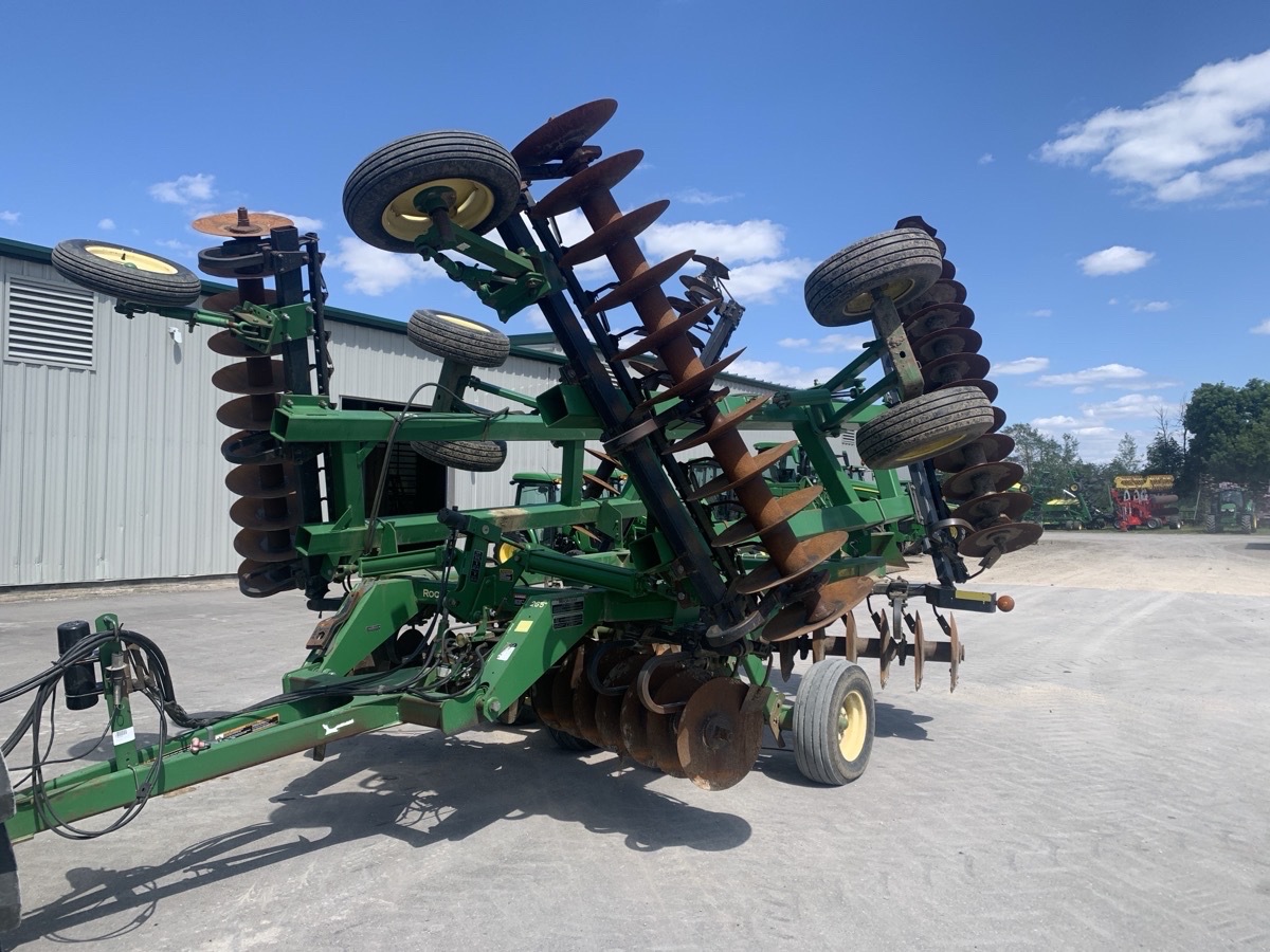 2003 John Deere 637 Image 2