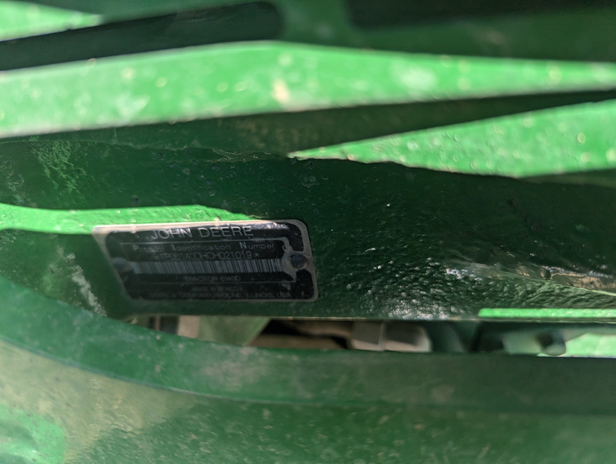 2012 John Deere 6140D Image 8
