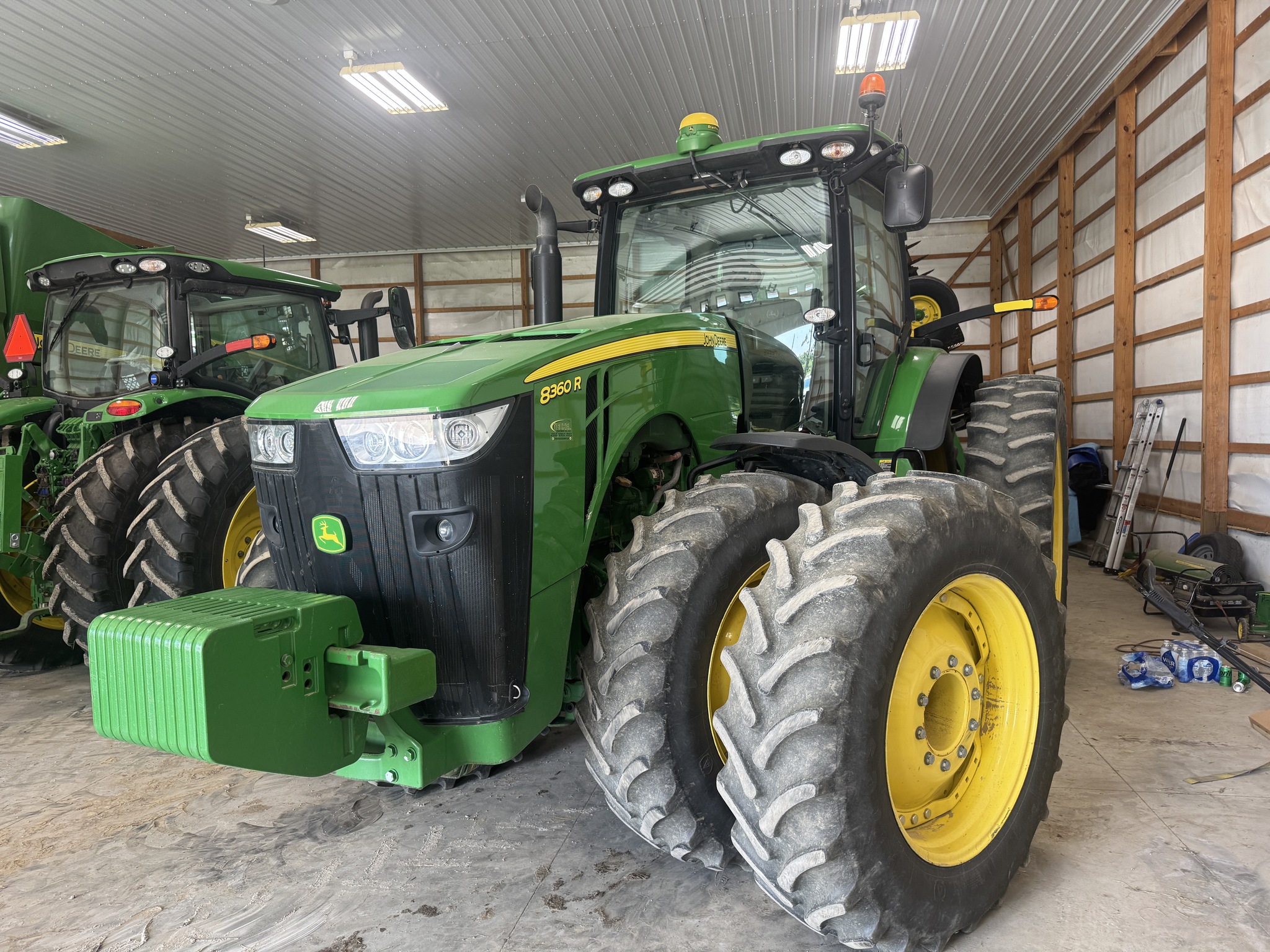 2012 John Deere 8360R Image 1