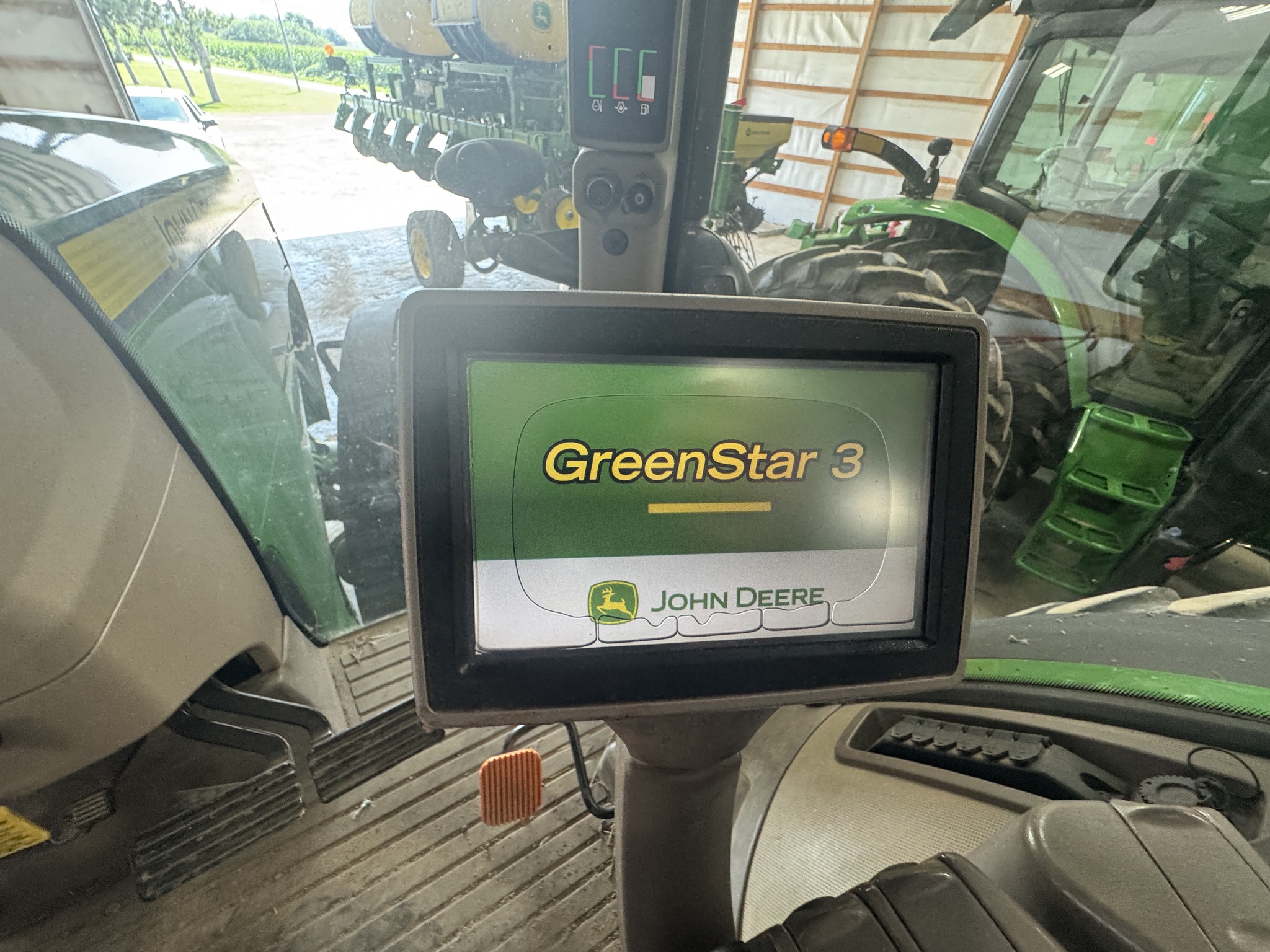 2012 John Deere 8360R Image 14