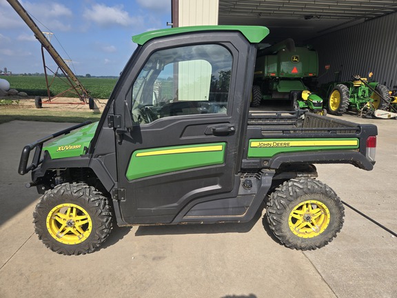 Photo of 2020 John Deere XUV 835R