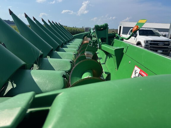 Photo of 2020 John Deere 712FC