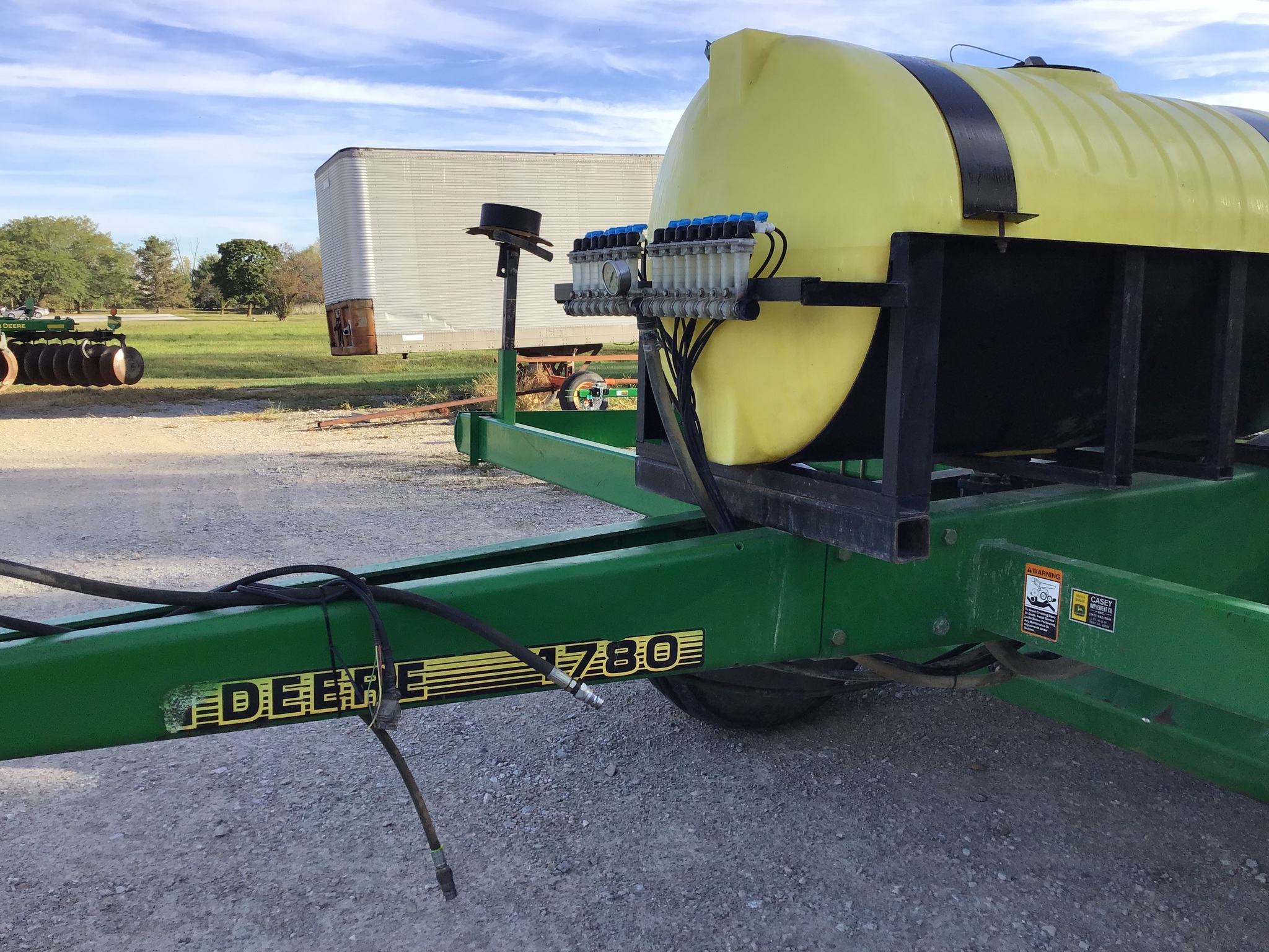 1997 John Deere 1780 Image 9