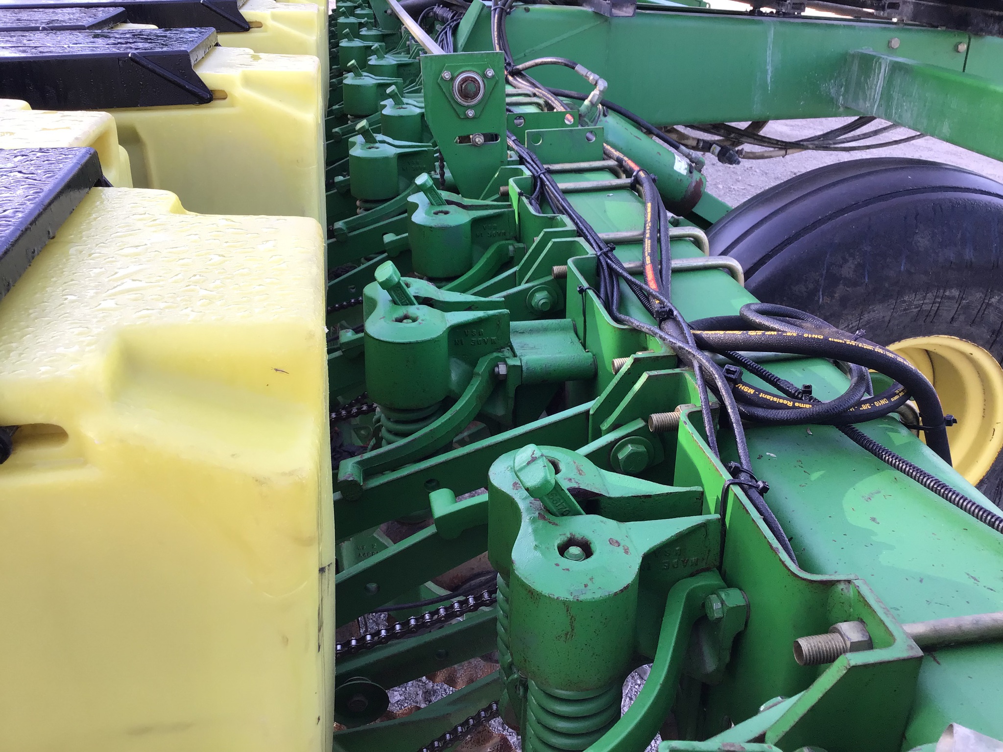 1997 John Deere 1780 Image 7