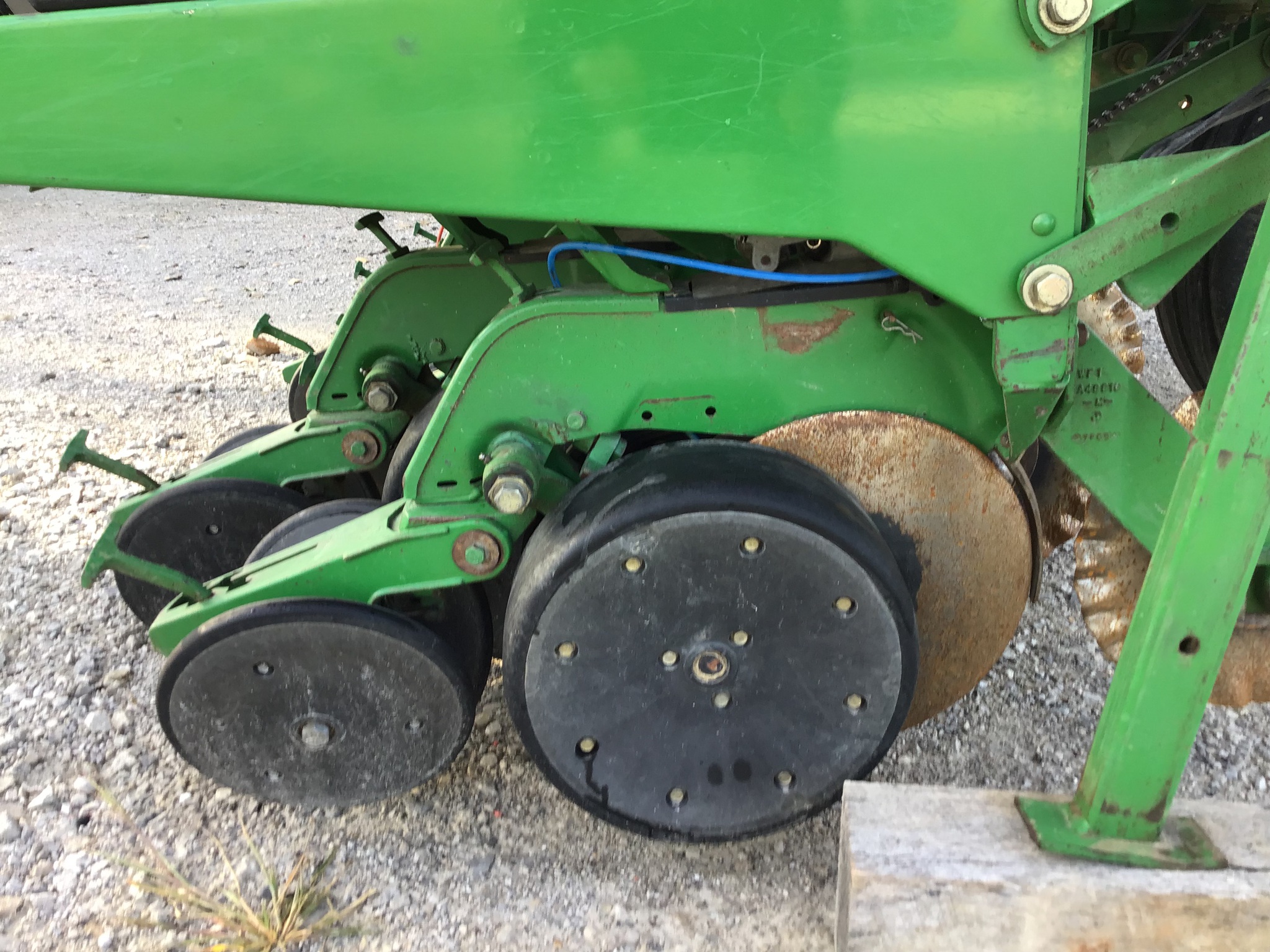 1997 John Deere 1780 Image 14
