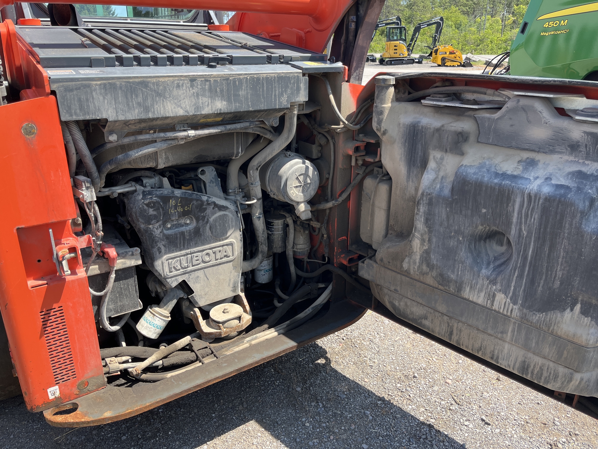 2018 Kubota SSV75 Image 3