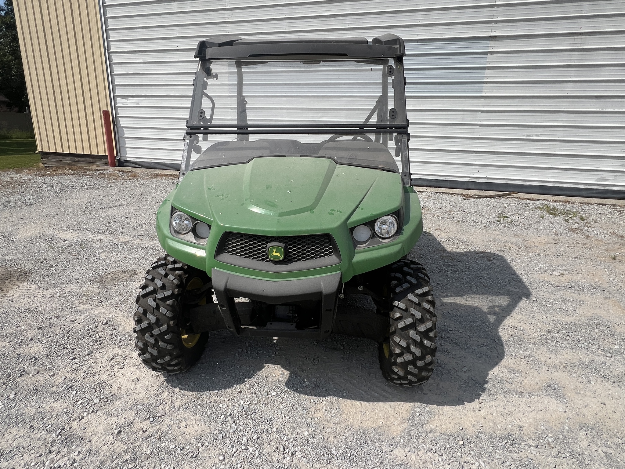 2023 John Deere XUV 590M Image 8