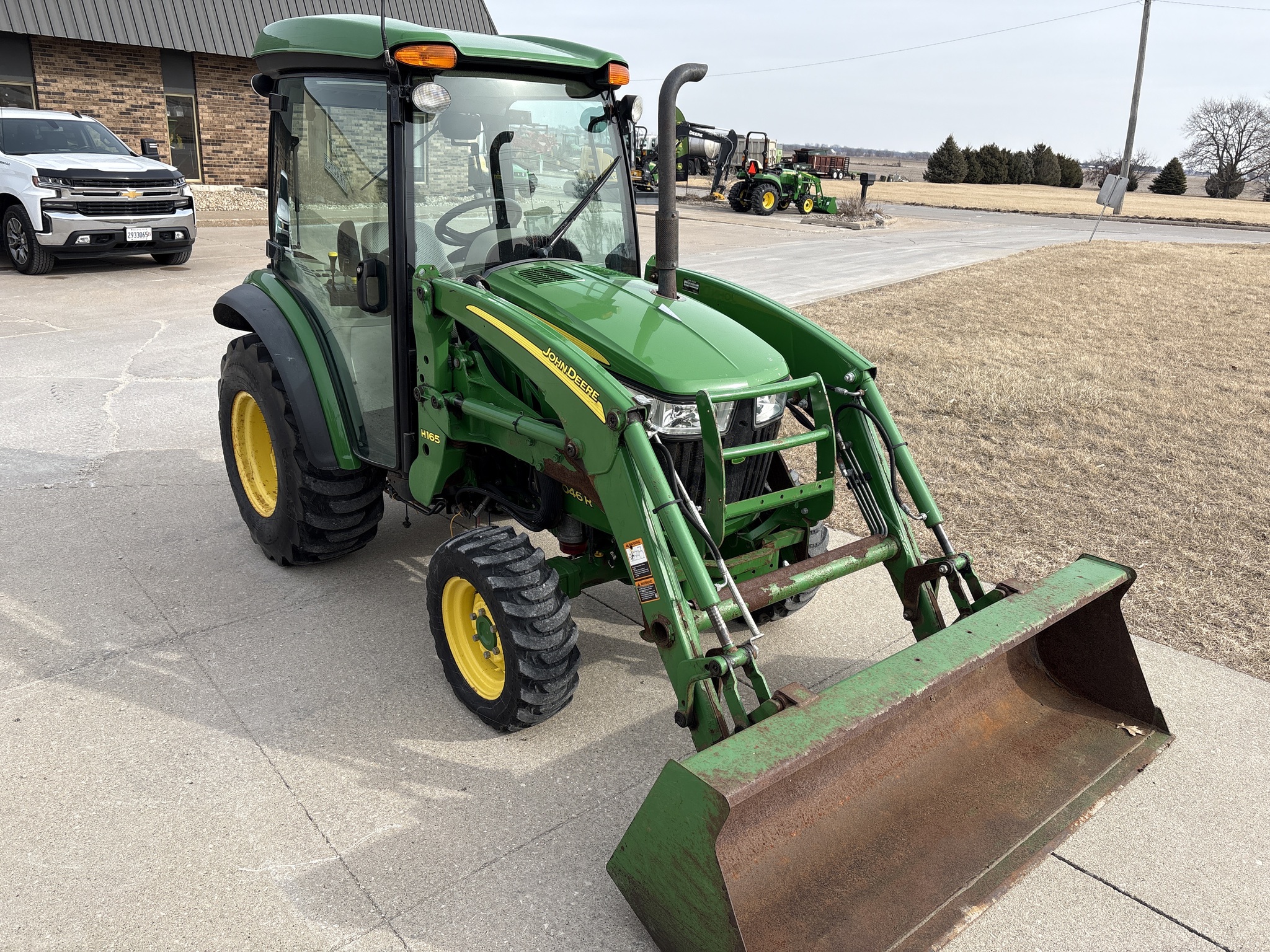  2017 John Deere 3046R at Heritage Tractor in Geneseo, IL