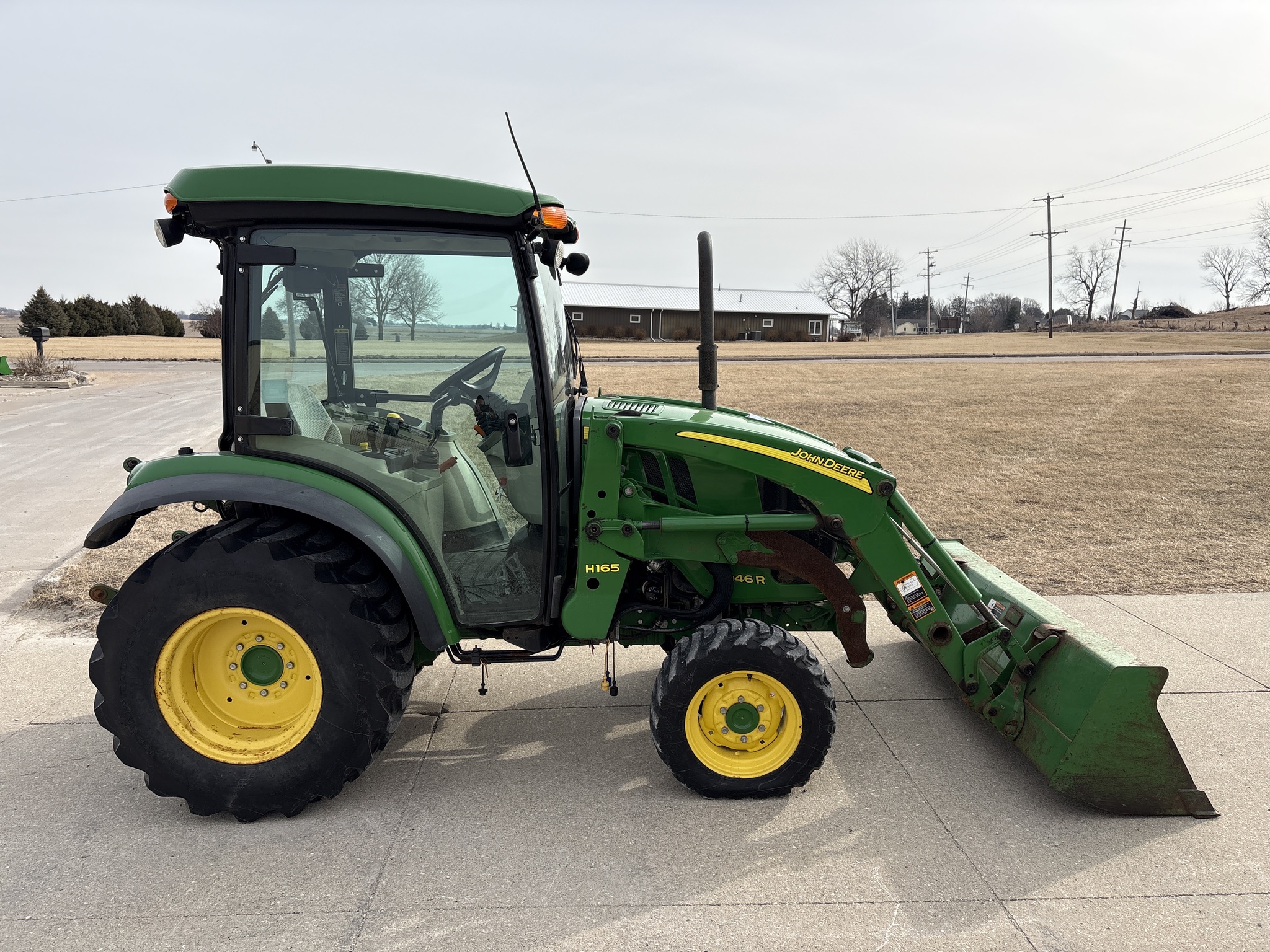  2017 John Deere 3046R at Heritage Tractor in Geneseo, IL
