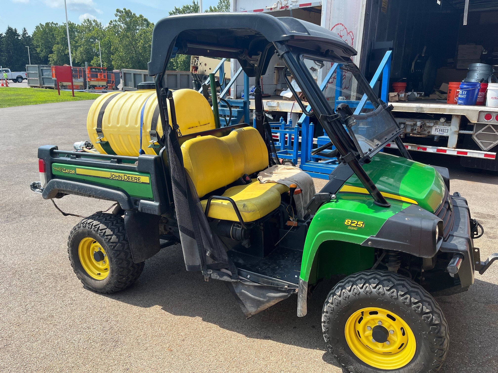 2014 John Deere XUV 825i Image 3