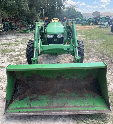 2022 John Deere 5075E Photo 3