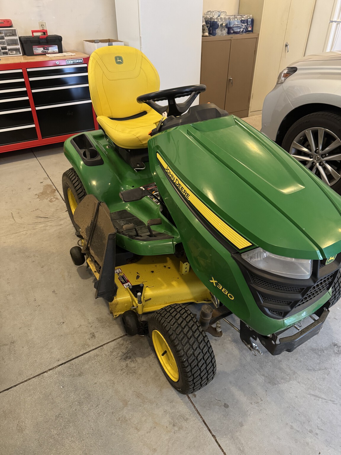 2017 John Deere X380 Image 2