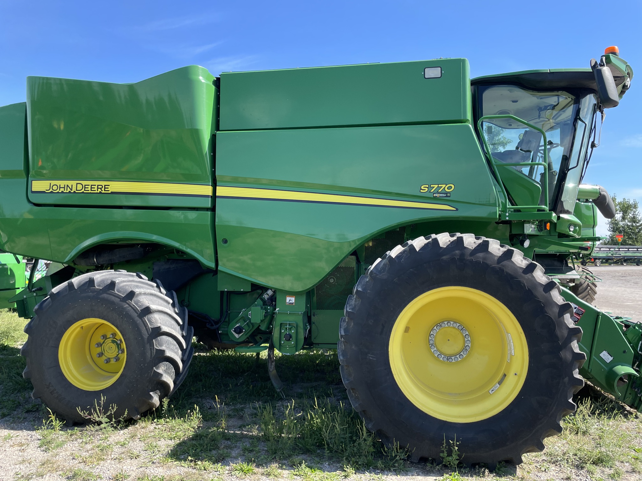 2019 John Deere S770 Image 8