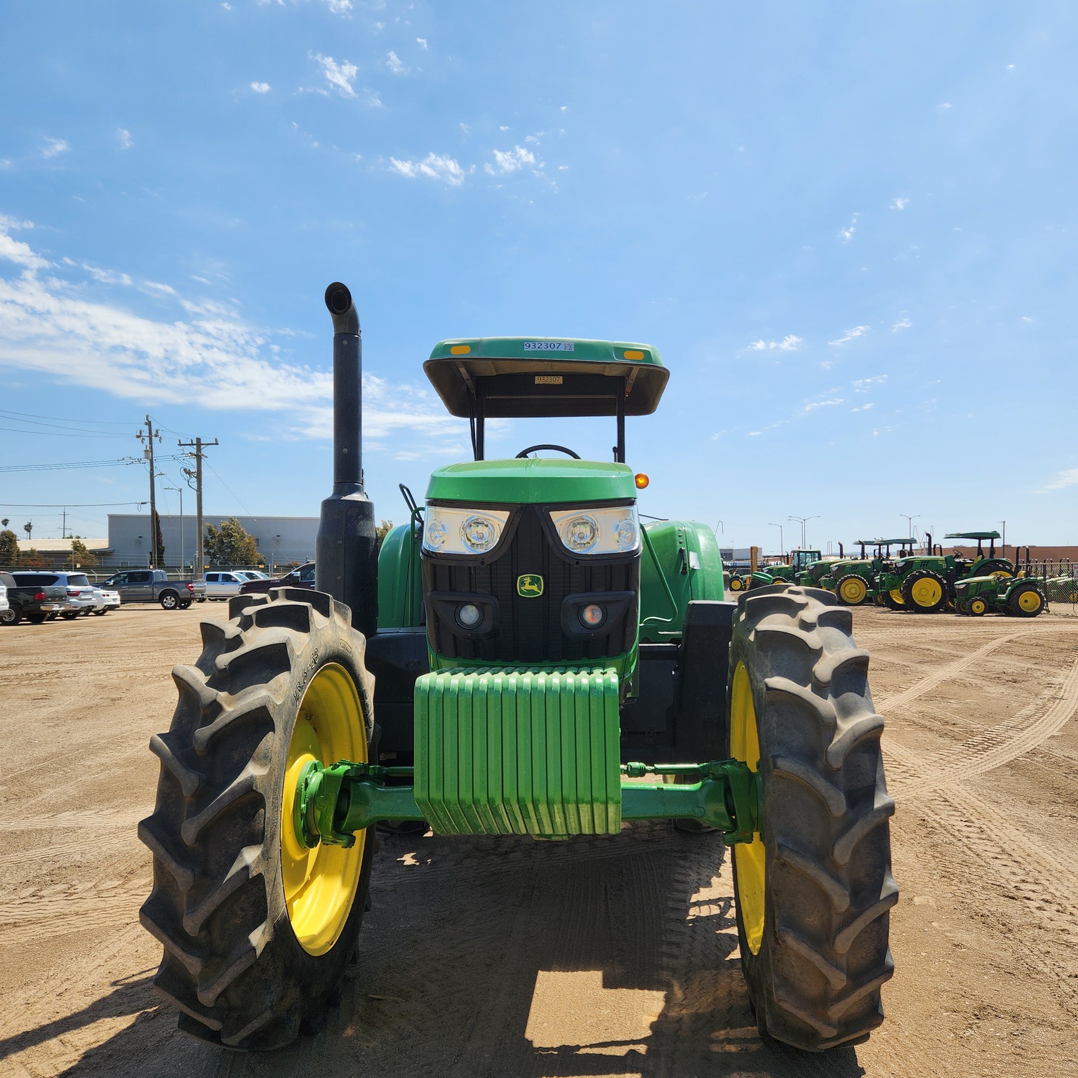 2019 John Deere 6130M Image 8